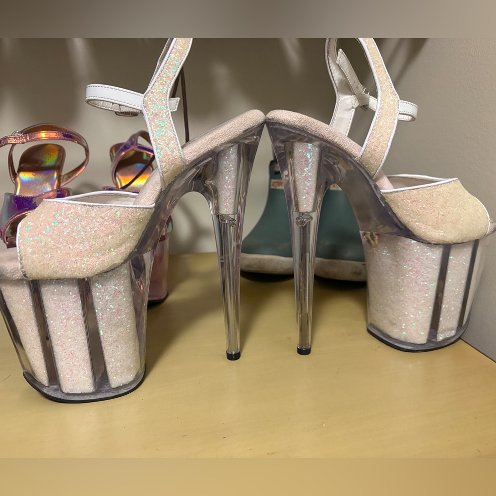 Pleaser Flamingo White Glitter Platform Heels Size 8